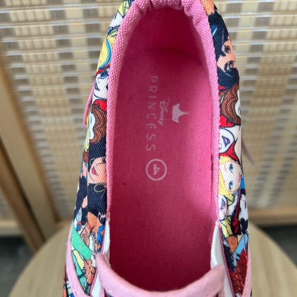 Disney Princess Ground Up Slip On Sneakers NWT - Picture 7 of 7